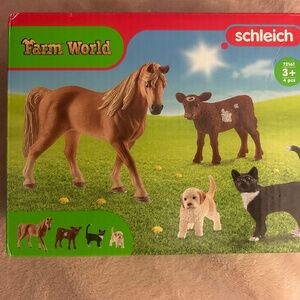 New Schleich Farm World set